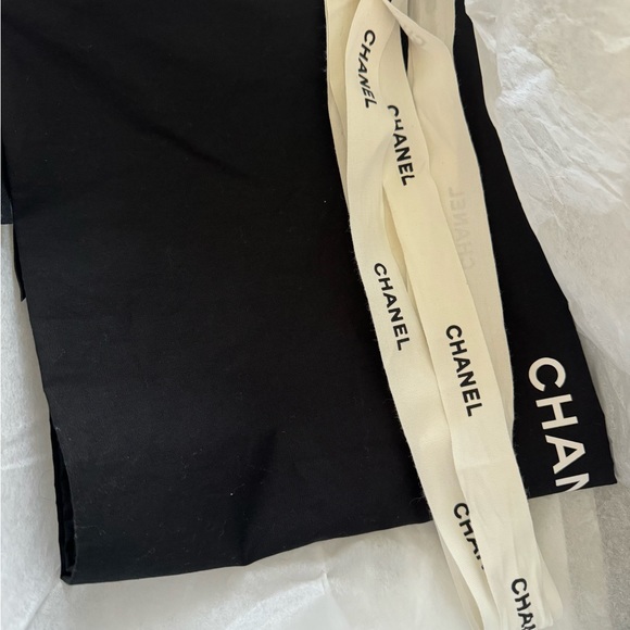 Chanel Trendy Handbag Medium Black Lambskin With Gold Hardware Crossbody ✨ 2019 - Picture 10 of 15